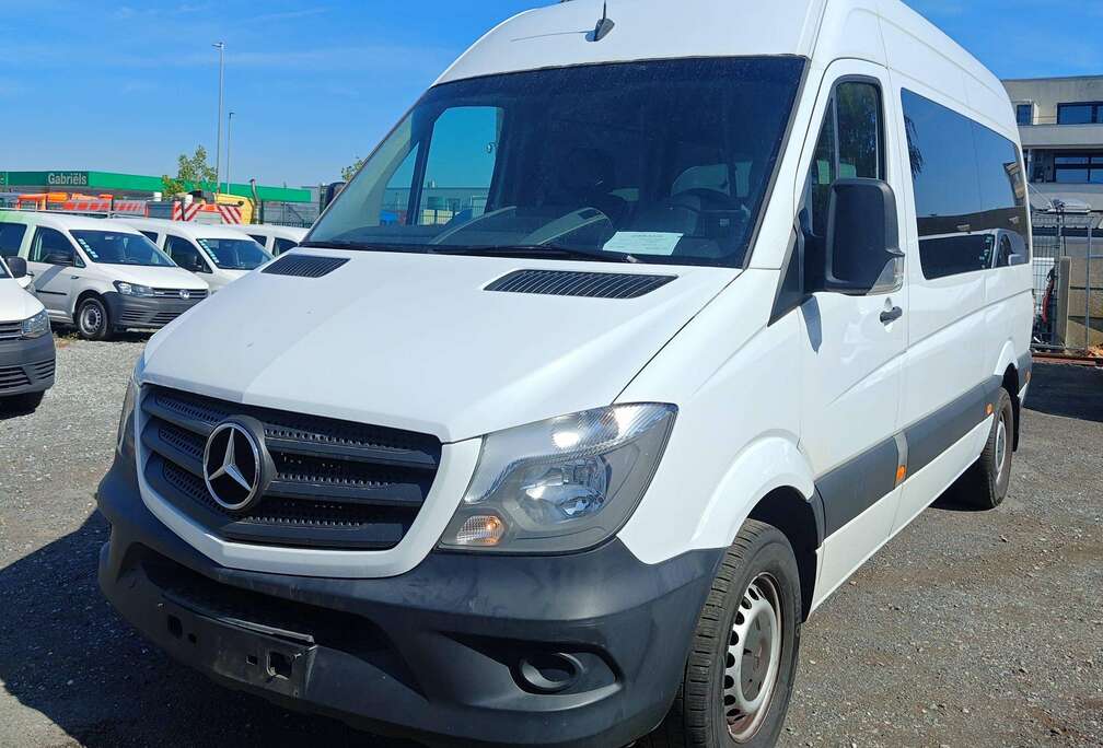 Mercedes-Benz 213 2.1 BlueTEC 8+1PL (EU6)