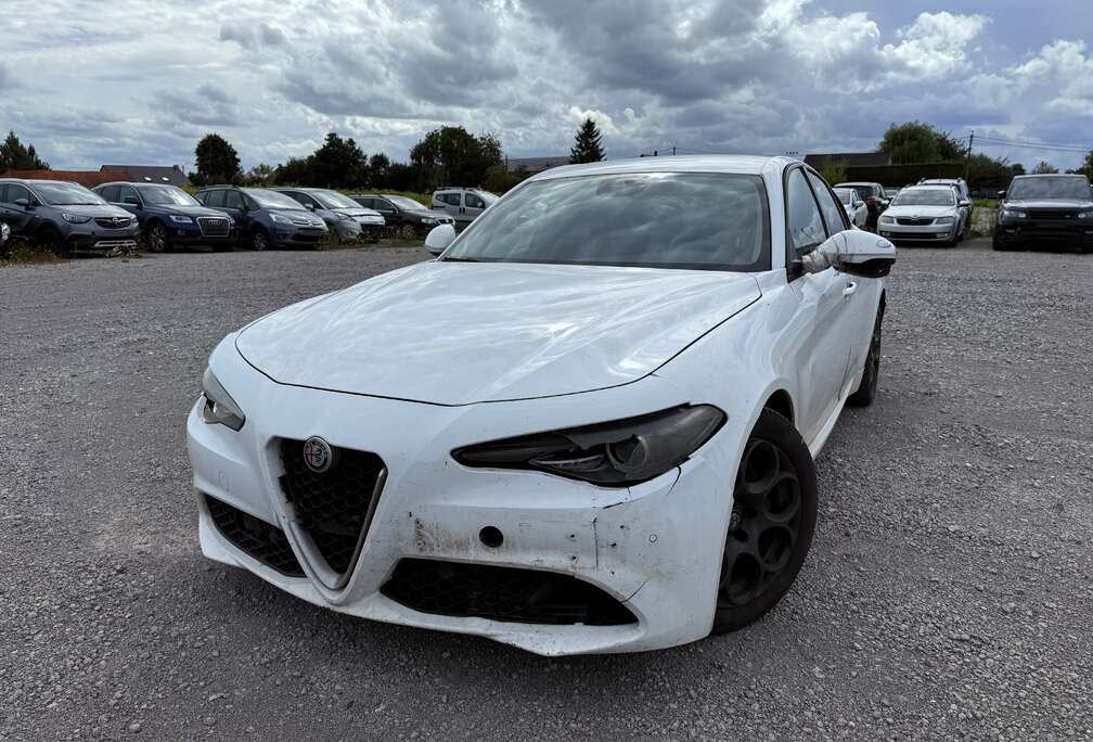 Alfa Romeo Giulia 2.2 JTDm Super (JAV ECO)