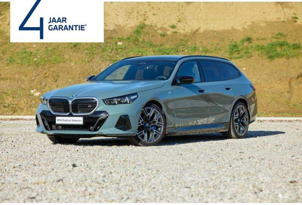 BMW i5 M60 xDrive Touring