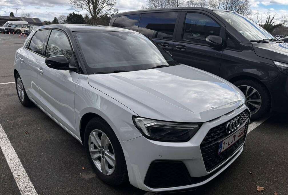 Audi Sportback 30 TFSI Advanced