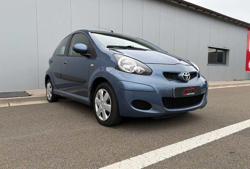 Toyota Aygo 1.0i VVT-i Airco boîte auto