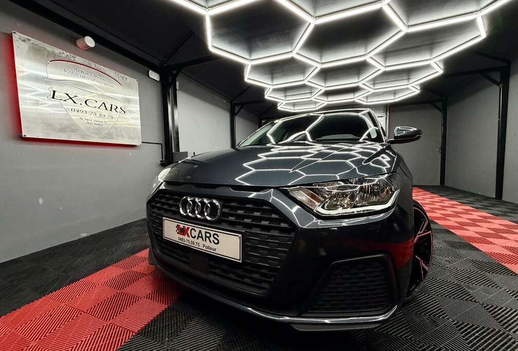 Audi AUDI A1* CAR-PLAY * ETAT NEUF * LED
