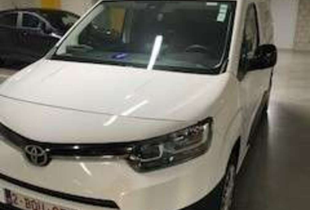 Toyota lange versie L2/ Comfort/ Btw wagen