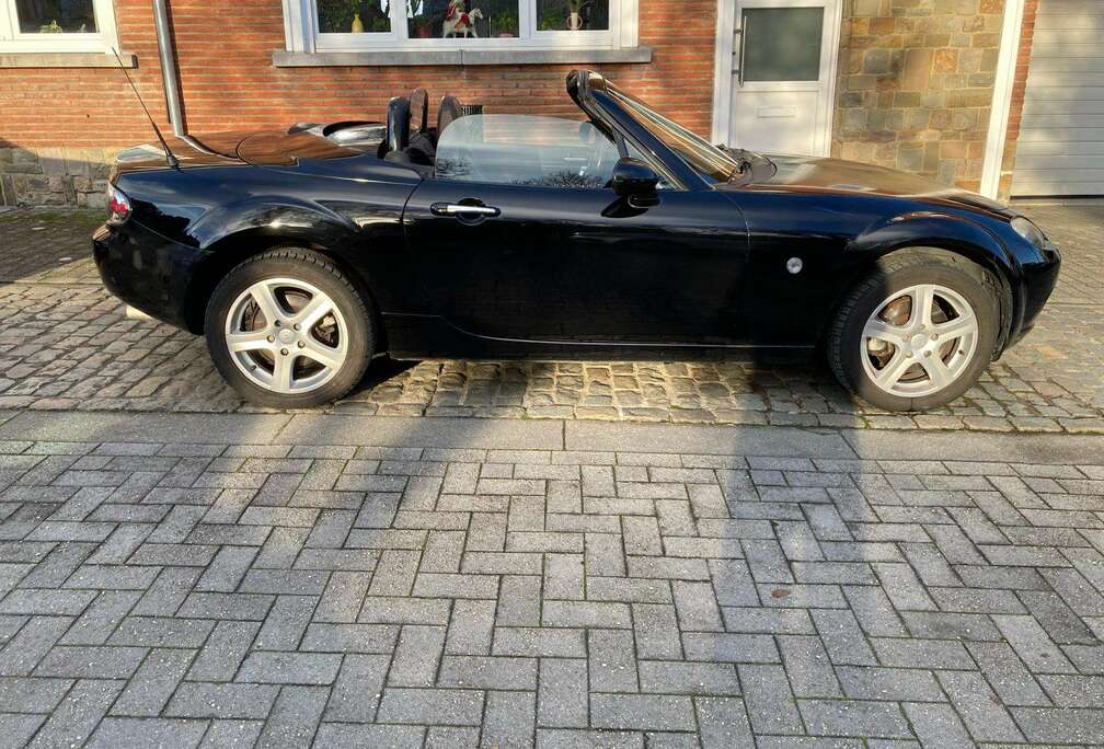 Mazda 188