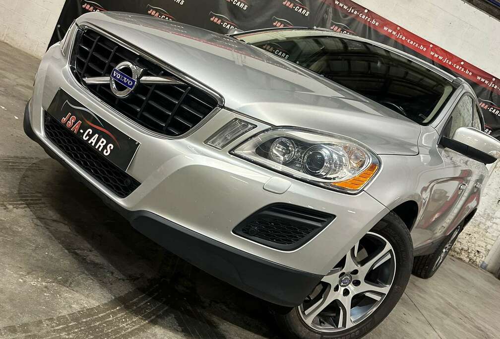 Volvo 2.0 D3 Summum Geartronic/Xenon Pano Navi Cuir