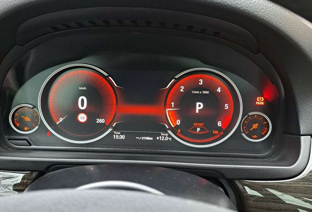 BMW Touring dA luxury