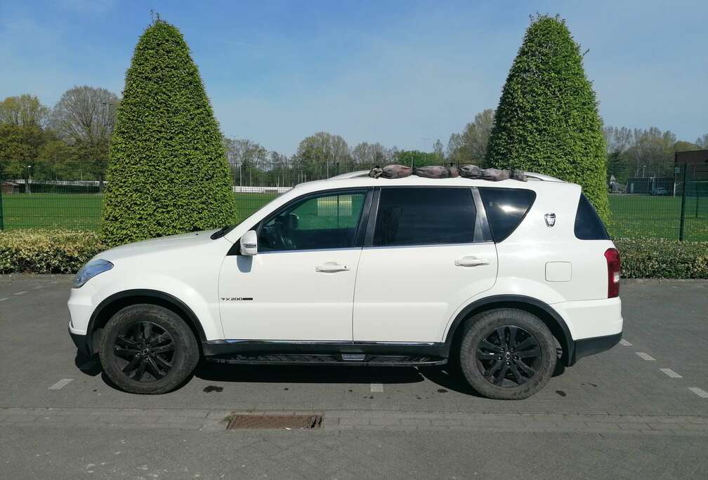 SsangYong Rexton 2.0 RX200e-Xdi 4WD Sapphire