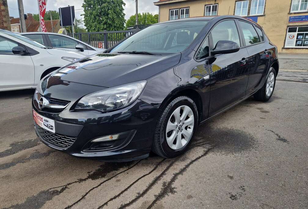 Opel 1.4I ***CARNET D\'ENTRETIEN COMLPET/CLIM/CAPTEURS*