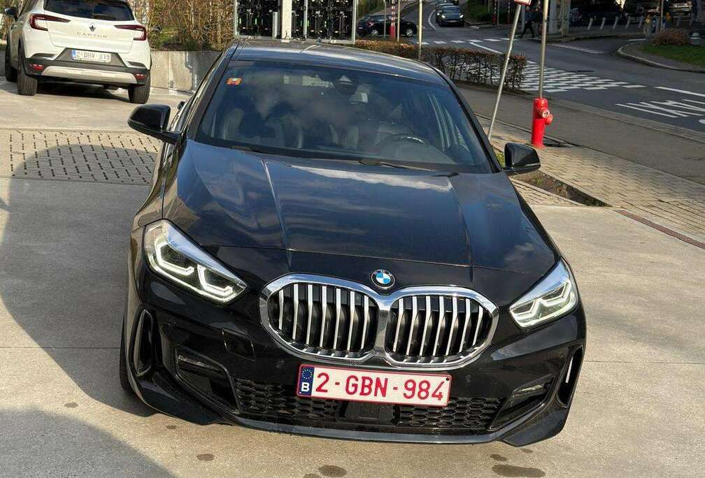 BMW BMW 118i M Sport  2023  Black Sapphire  Full options