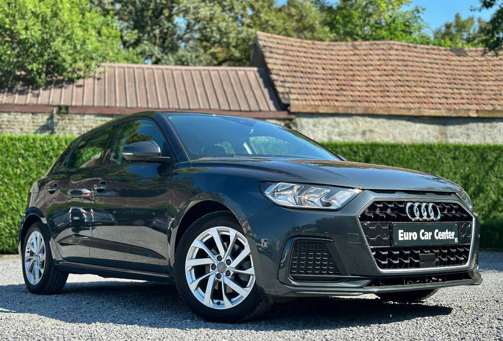 Audi Sportback 30 TFSI 0.9 S tronic / DIG. COCKPIT / SEAT HEATING