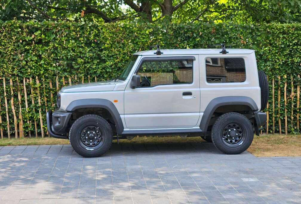 Suzuki Jimny 1.5i 4x4 GA