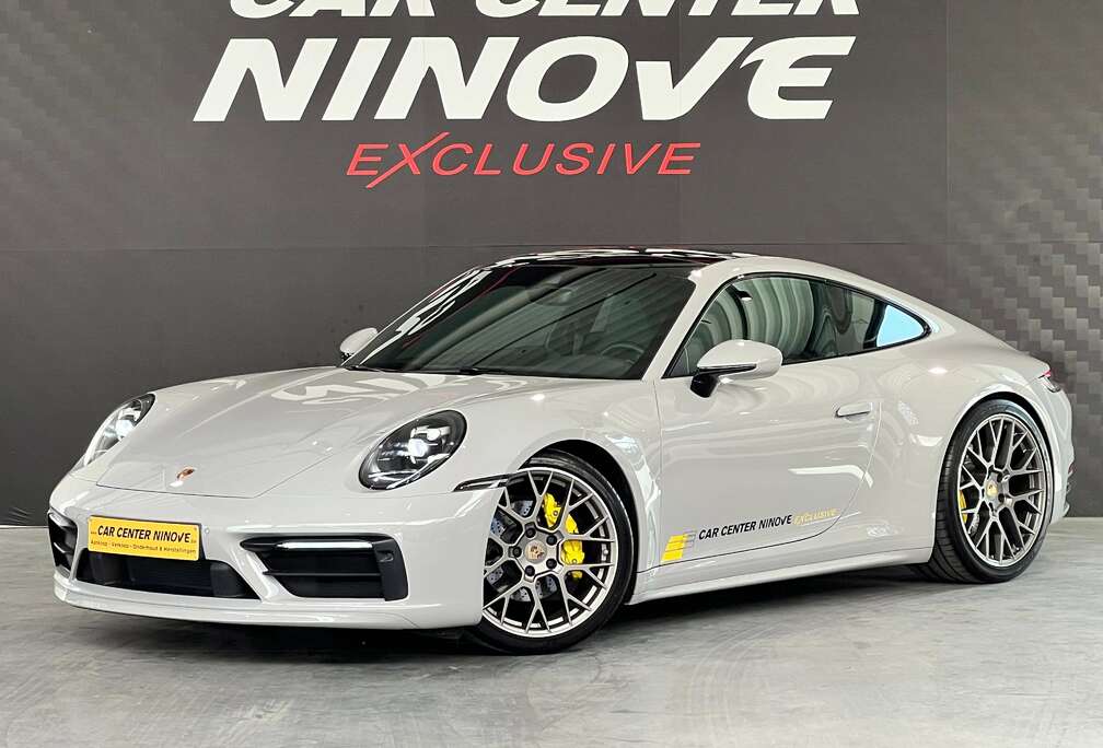 Porsche 911 Carrera 4 PDK / 8.300 Km / Sport Exhaust