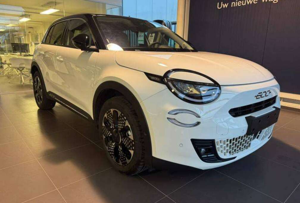 Fiat 1 1.2 Hybrid 136cv DCT La Prima