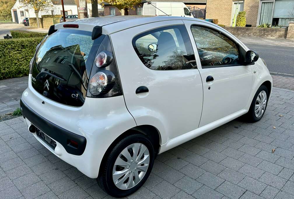 Citroen C1 1.0i Exclusive