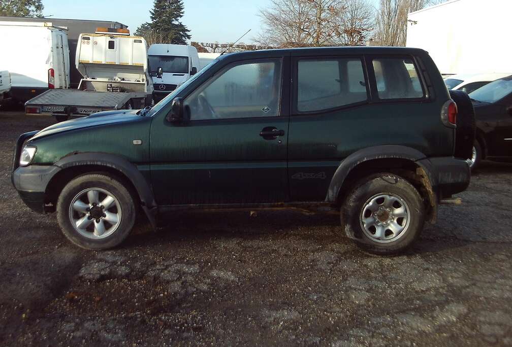 Nissan 2.7 TDi Tecno 2PL LICHTE VRACHR...EXPORT PRIJS..