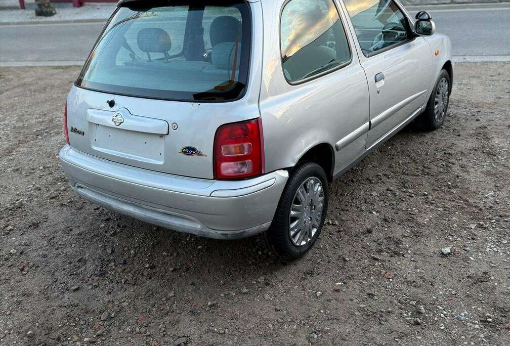 Nissan 1.3i 16v SE N-CVT