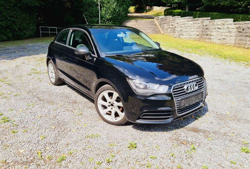 Audi 1.2 TFSI 86 - CLIM auto - Phares auto