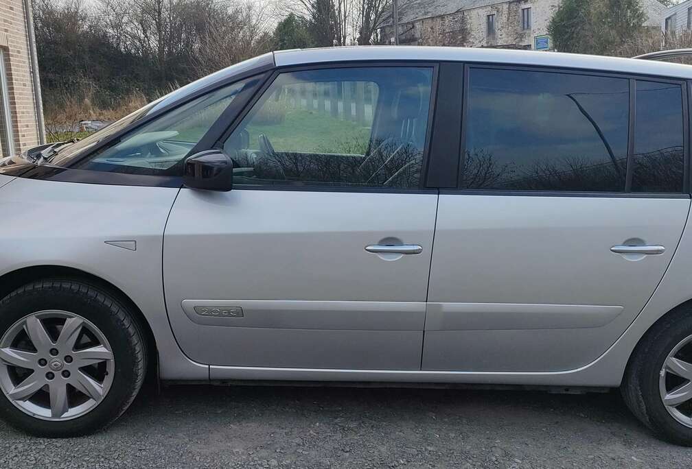 Renault Espace 2.0 dCi Alcantara