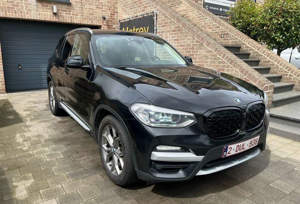 BMW 2.0 dA sDrive18 AdBlue X-LINE