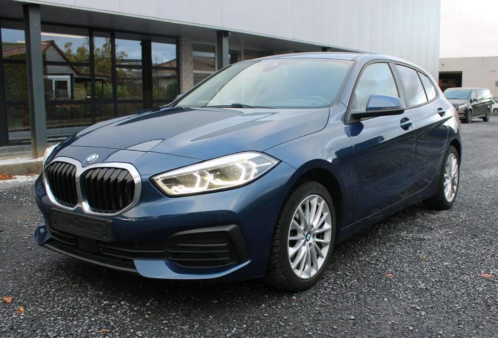 BMW 118i AUTOMAAT ADVANTAGE SPORT COCKPIT LED NAVI APP