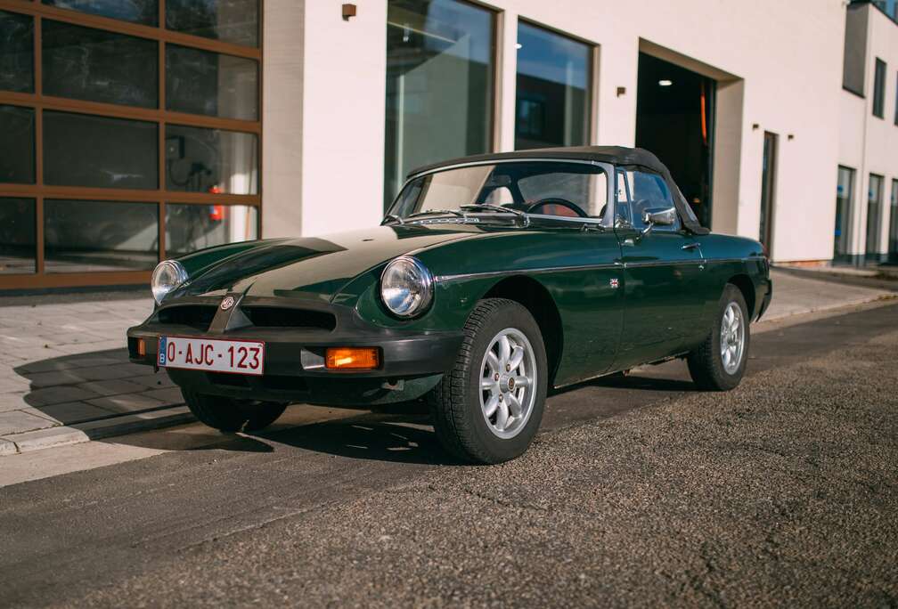 MG MG B Tourer