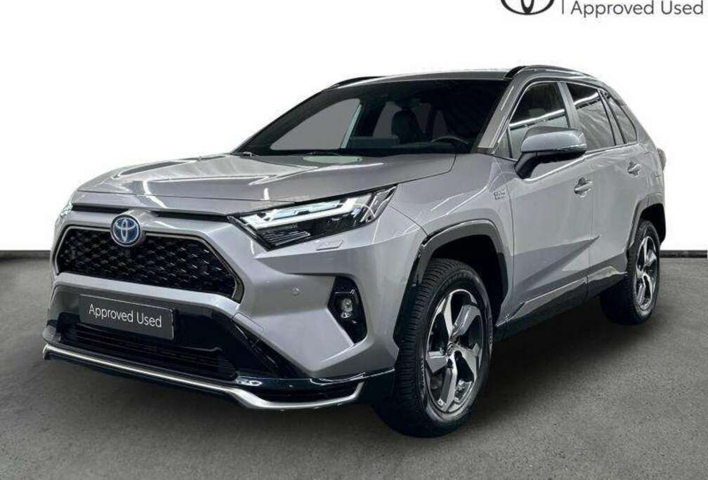 Toyota Dynamic Plus AWD PHEV