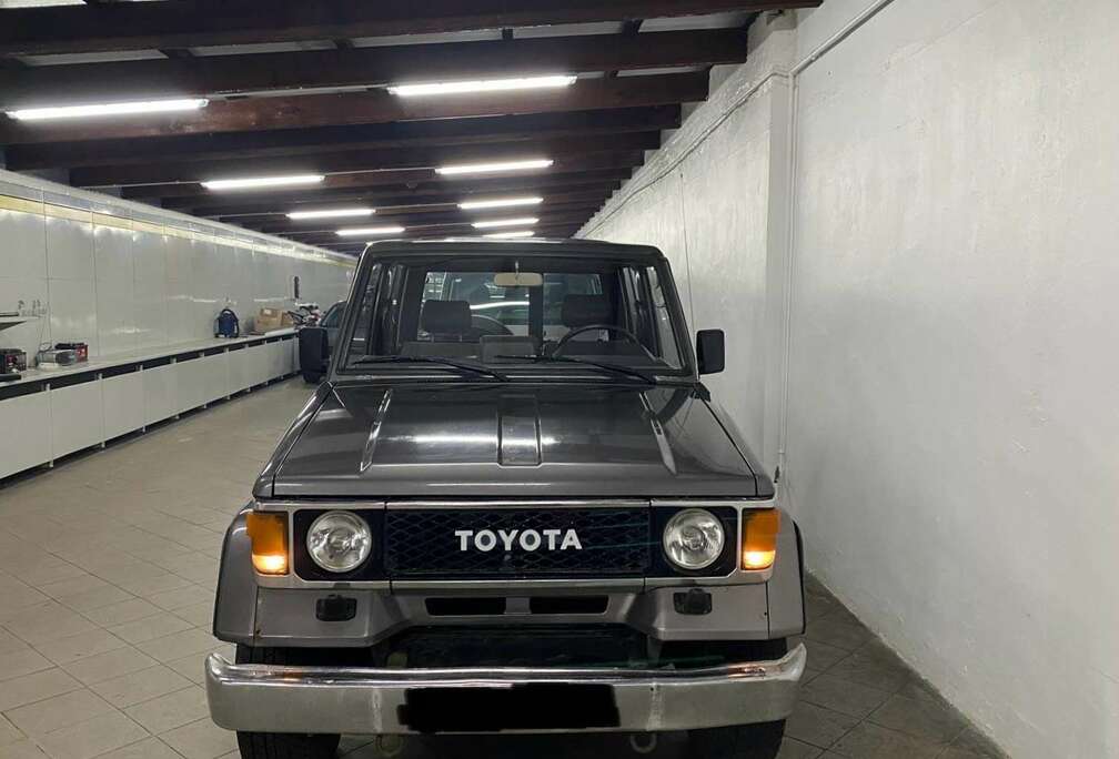 Toyota Toyota Land Cruiser Lj 70 Lx-Turbo