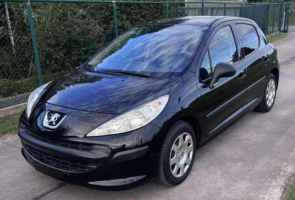 Peugeot 207 1.4i 16v Urban