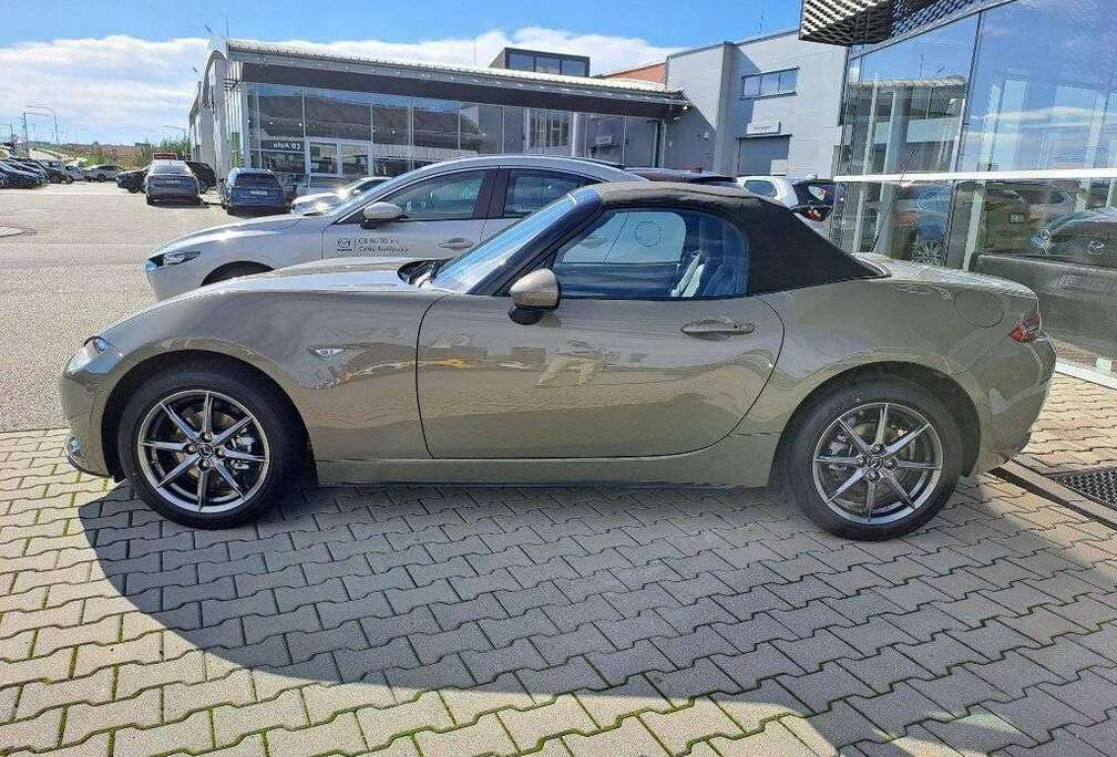 Mazda MX-5 1.5i Skyactiv-G Exclusive-Line