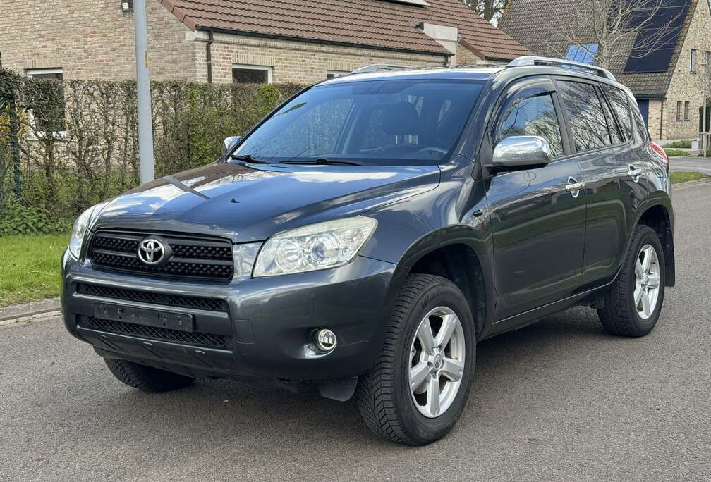 Toyota 2.0i VVT-i 16v VIP / Gekeurd-Pret A Immatriculer