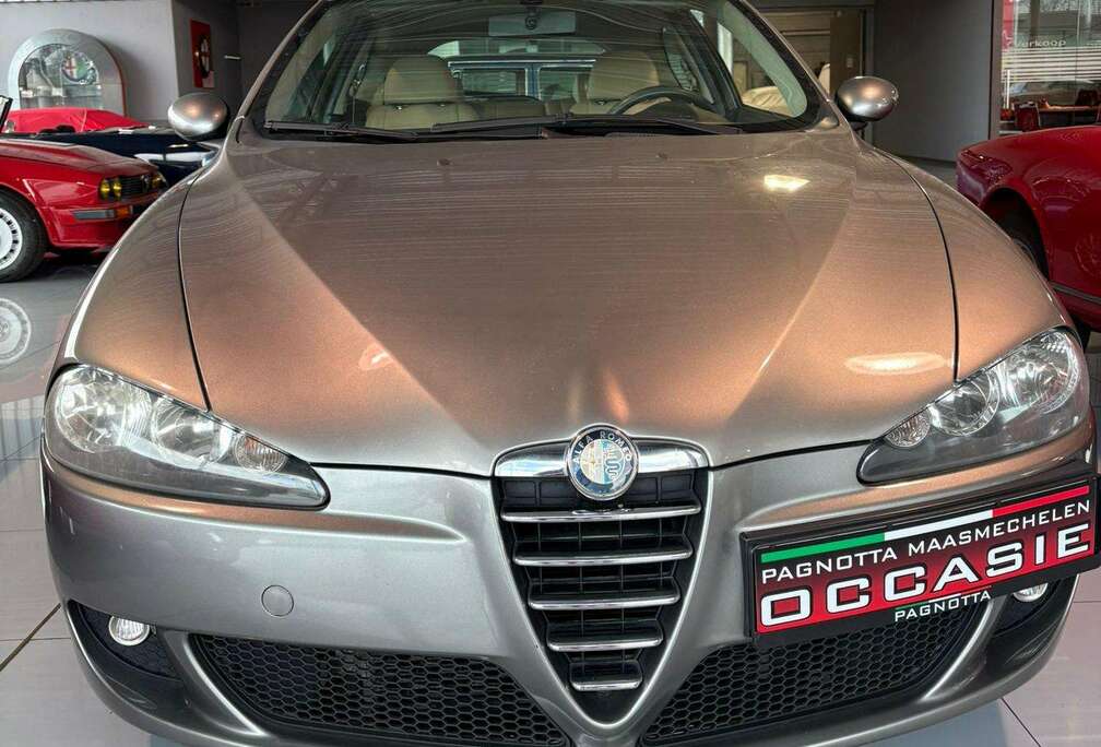 Alfa Romeo 147 1.6i TS Impression