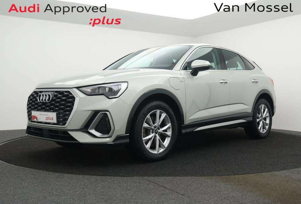 Audi Sportback PHEV Audi Q3 Sportback S-LINE 45TFSIe PHEV 245PK  LEDER  TREKHAAK  NAVI  APP CONNECT  BLTH  PDC  CRUISE