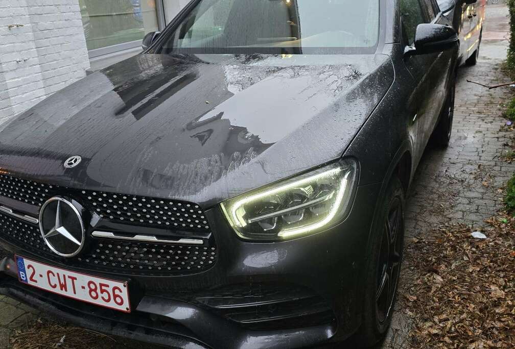 Mercedes-Benz e 4-Matic PHEV Business Solution