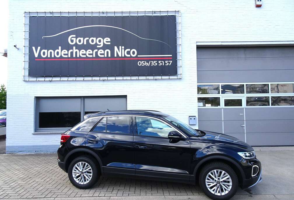 Volkswagen 1.0TSi Life VIRTUAL,CARPLAY,NAVI,PDC V+A,BLUETH