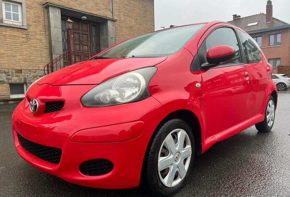Toyota Aygo 1.0i VVT-i Car Dance MMT