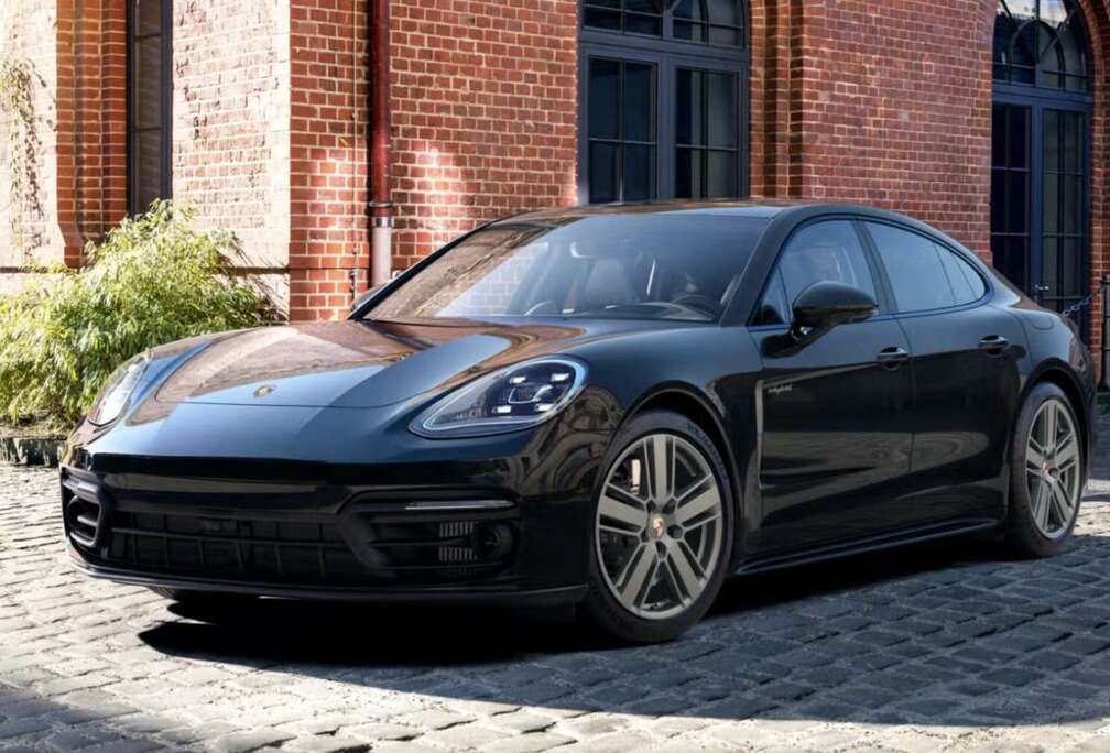 Porsche 4 PHEV Plat. Edition  SportDesign  Sportuitlaat