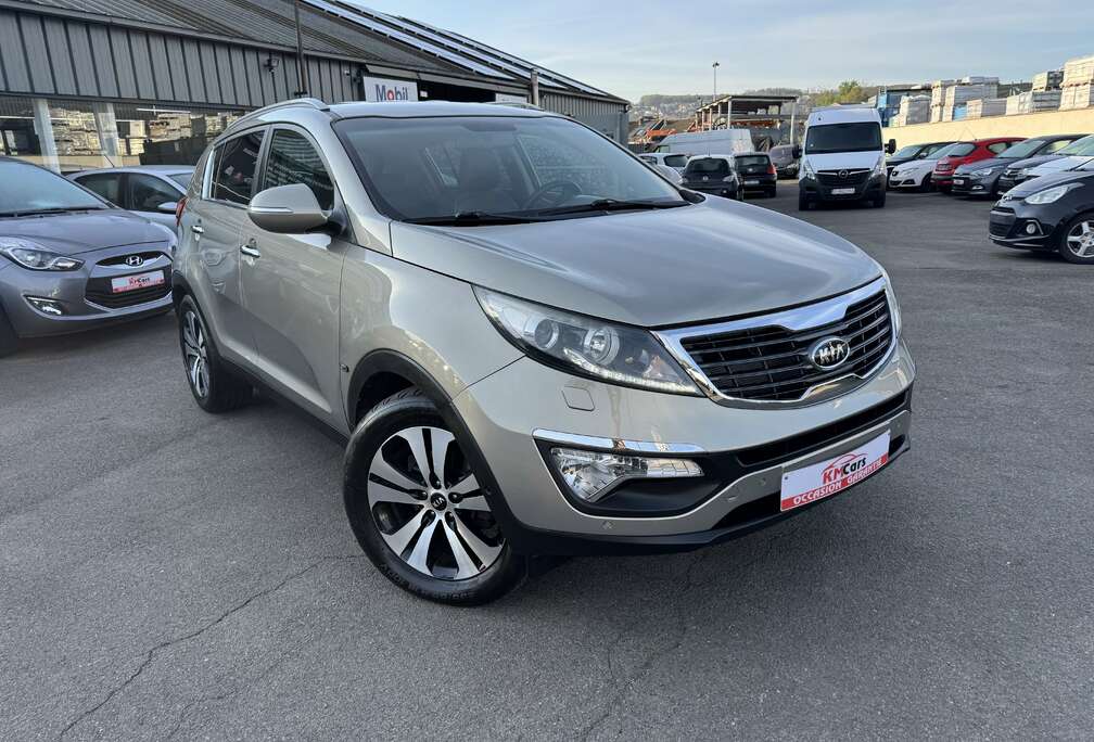 Kia 1.7 CRDi // CLIMATISATION / JANTES / NAVIGATION / CAMERA / CUIR /