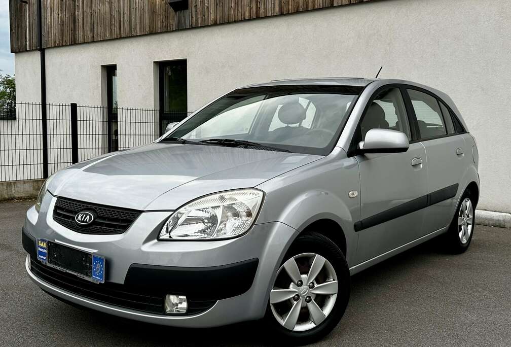 Kia Rio 1.4i *Toit ouvrant*Airco* 1er PROPRIÉTAIRE