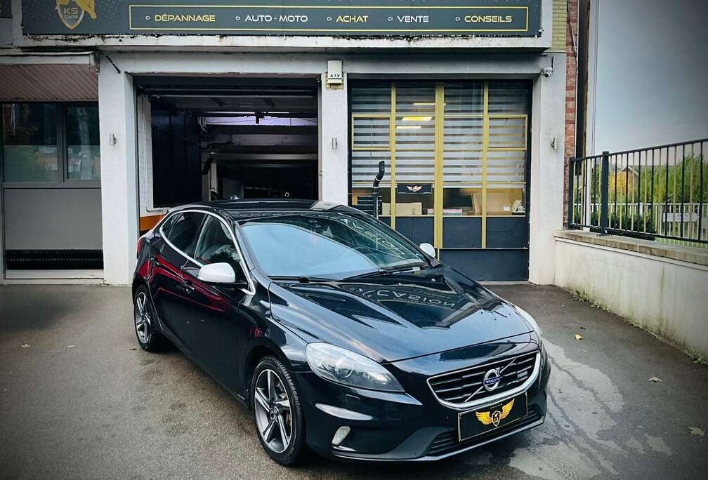 Volvo V40 2.0 D3 R-design