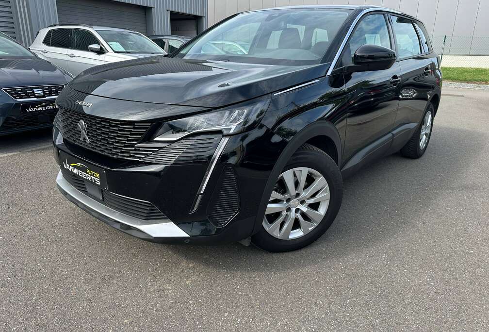 Peugeot 1.2 benzine AUTOMAAT   7 ZIT-PLAATSEN  CARPLAY/ CAMERA