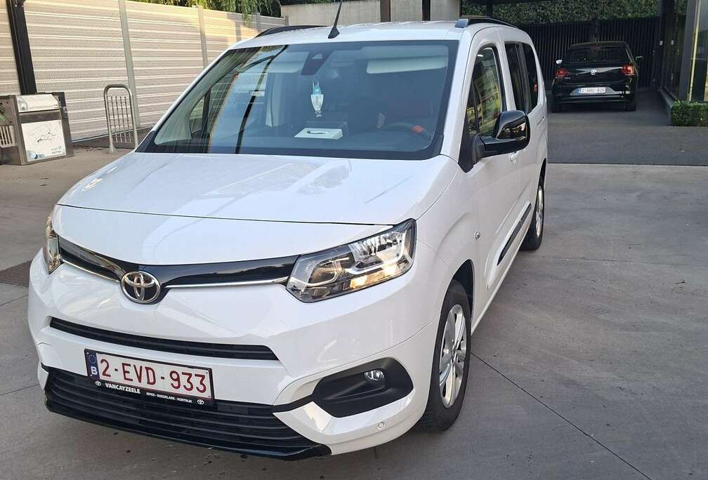 Toyota Verso 1.5 D-4D L2 Executive