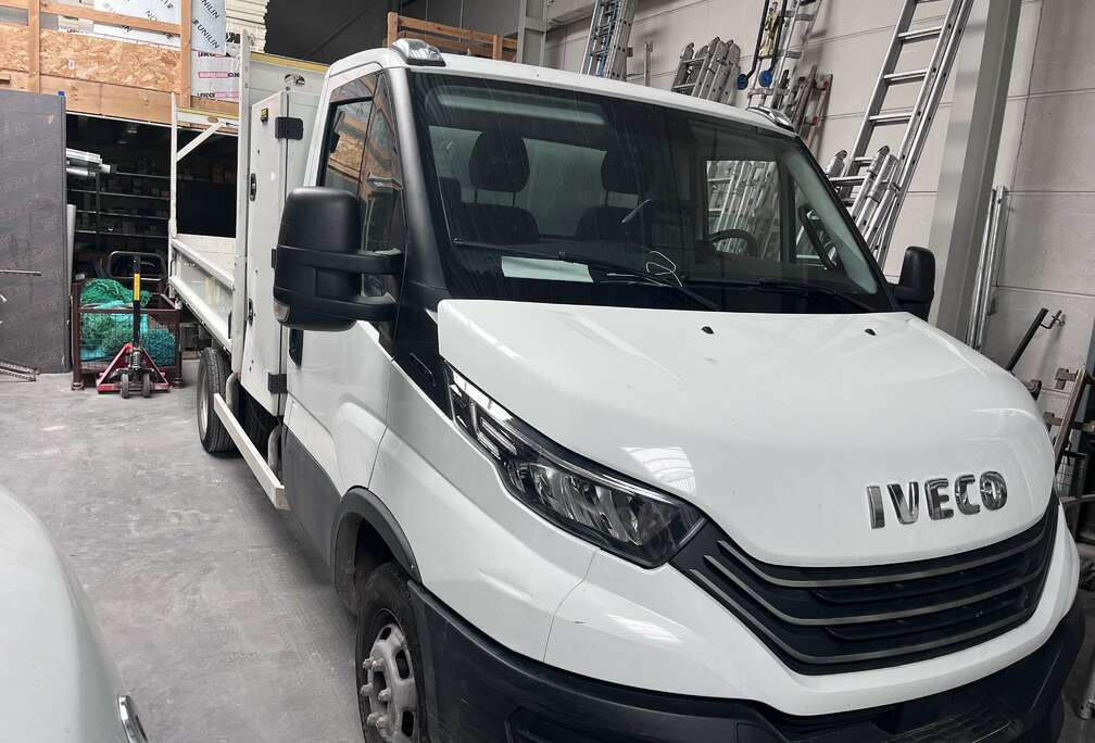 Iveco 35C18 3.0 Turbo VGT