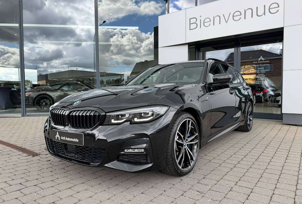 BMW Touring 330e PHEV *1ER PROP*GARANTIE*LED AMBI*CARPLAY*SIEGE CHAUFF*