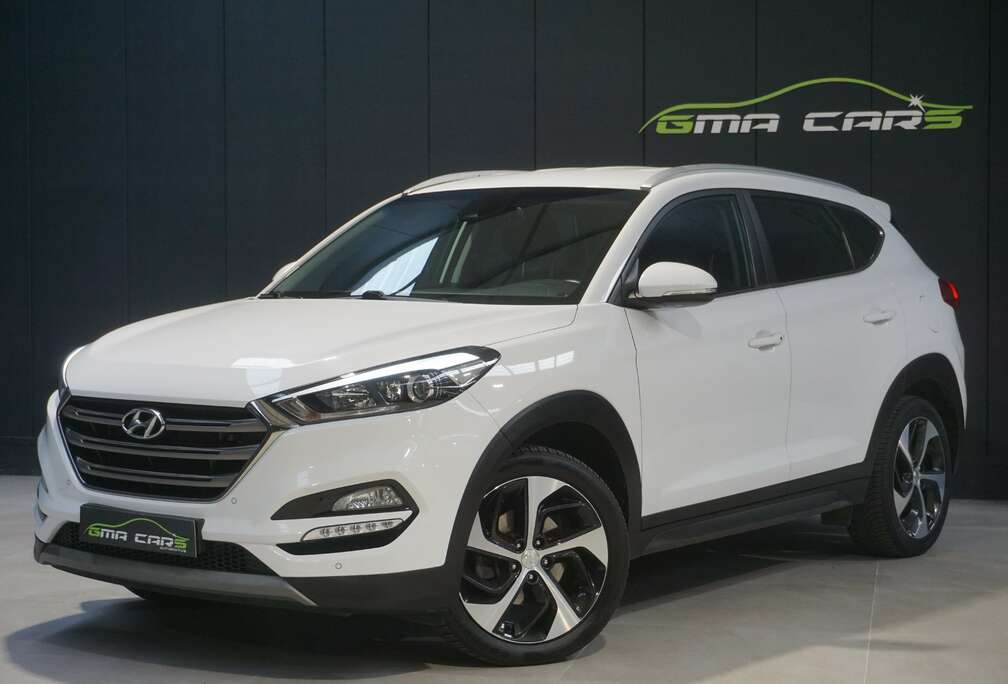 Hyundai 1.7 CRDi 2WD Style  Airco-Navi-PDC-Camera-Garantie