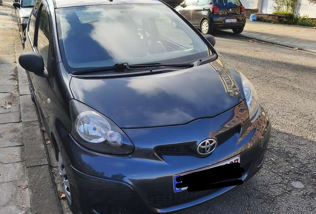 Toyota 1.0 VVT-i Connect