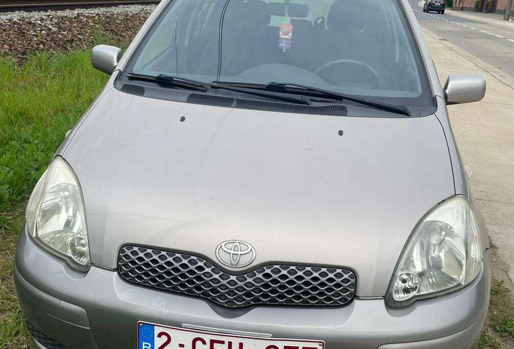 Toyota 1.3 Automatik Sol