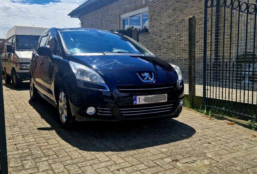 Peugeot 1.6 THP Premium- Automatic-CUIR-CLIM-PANO