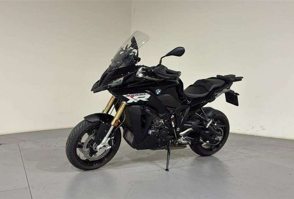 BMW 0