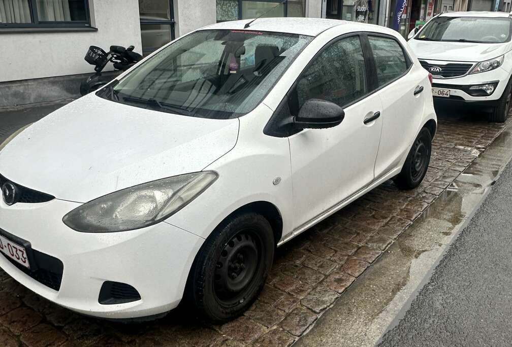 Mazda 1.3i Sport