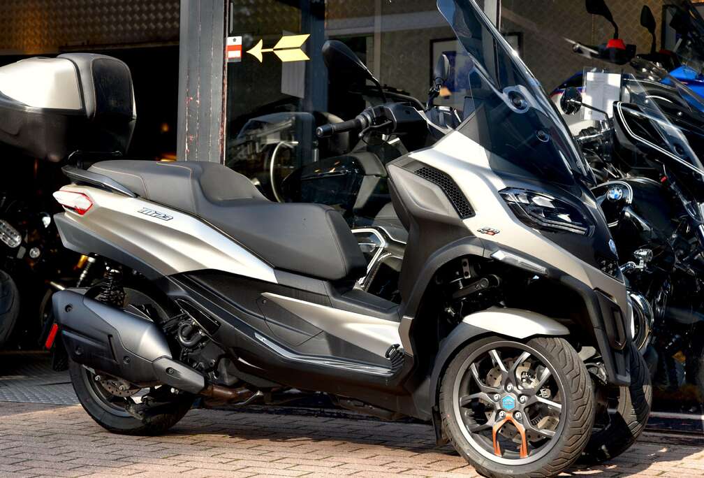 Piaggio HPE ***MOTO VERTE***